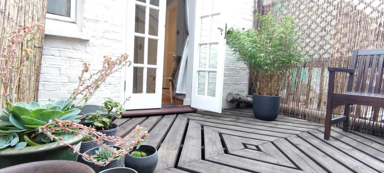 Windsor Cottage: Cosy, Charming, Full Of Character Exteriör bild